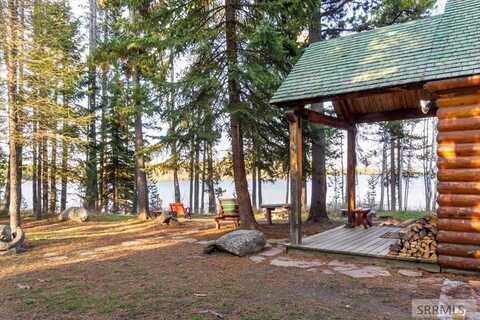 3648 Bills Loop South Road, Island Park, ID 83429