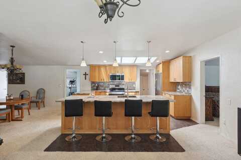 520 Helman Street, Ashland, OR 97520