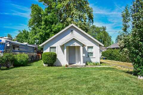 335 Marie Street, Medford, OR 97504