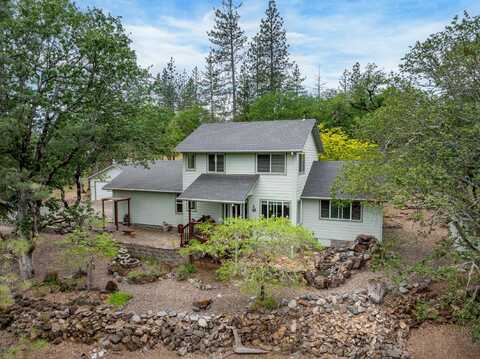 200 Rene Drive, Shady Cove, OR 97539