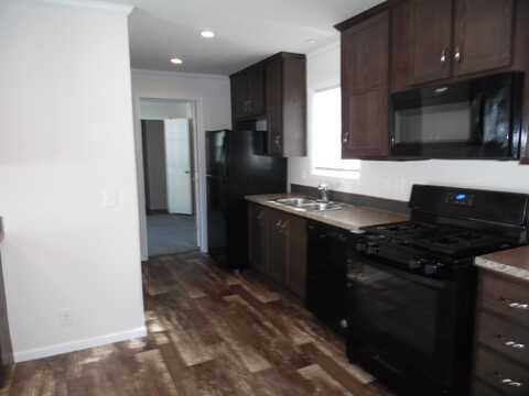 162 Maplebrook, Grand Rapids, MI 49548