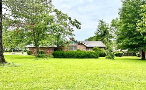 522 Red Oak, Brookhaven, MS 39601