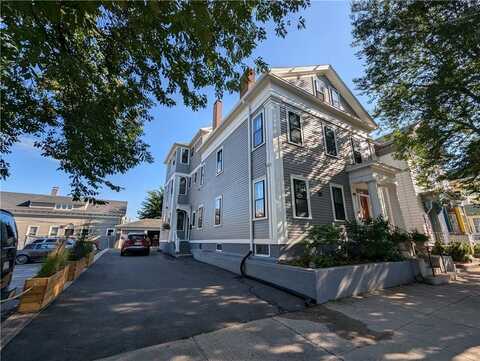 214 Broadway, Providence, RI 02903