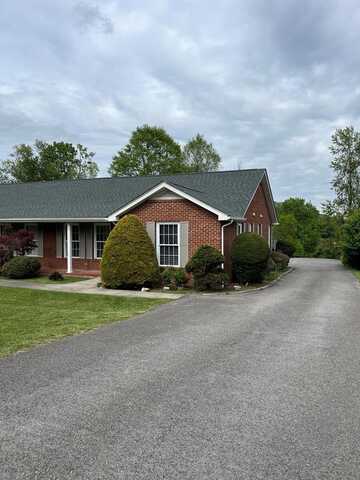 186 Tanglewood Way, Apt A, Tazewell, VA 24651