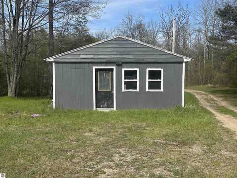 13036 #2 M-115, Marion, MI 49665