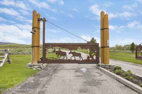 268 LONE COWBOY Road, Driggs, ID 83422