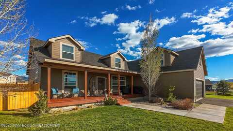350 LITTLE GREYS LOOP, Etna, WY 83118