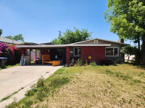 1307 S Divisadero Street, Visalia, CA 93277