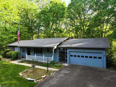 539 Pine Creek Trail, Mount Airy, NC 27030