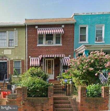 233 CROMWELL TERRACE NE, WASHINGTON, DC 20002