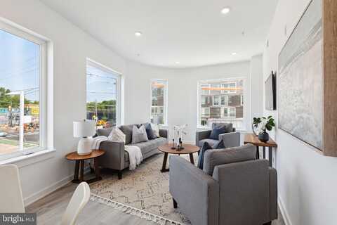 2046 E LEHIGH AVENUE, PHILADELPHIA, PA 19125