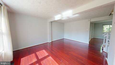 5564 CAITHNESS COURT, FAIRFAX, VA 22032