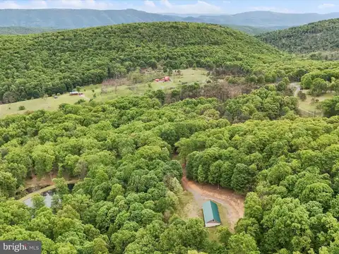 1878 NANCY HANKS DRIVE, NEW CREEK, WV 26743