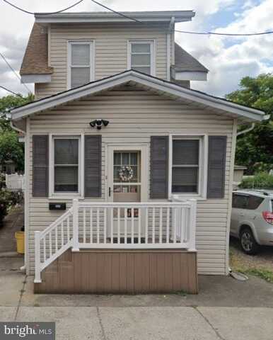 1027 CHAMBERS STREET, TRENTON, NJ 08611