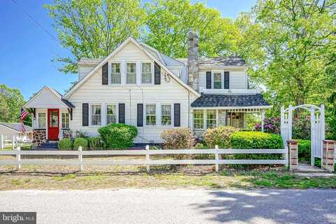 15 W GROVE STREET, PINE HILL, NJ 08021