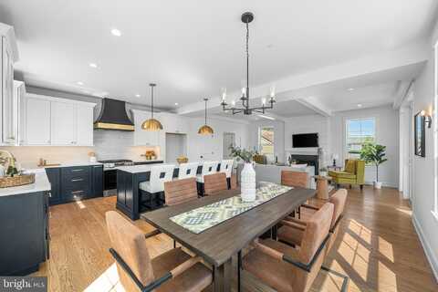 217 NAMAR, EXTON, PA 19341