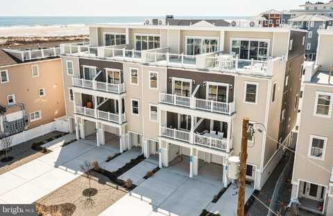 418-420 E FARRAGUT ROAD, WILDWOOD CREST, NJ 08260