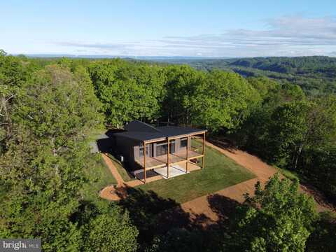 472 COON HOLLOW TRAIL, HEDGESVILLE, WV 25427