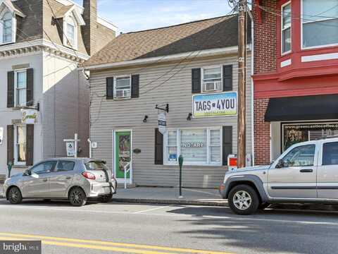 38 E BALTIMORE STREET, GREENCASTLE, PA 17225