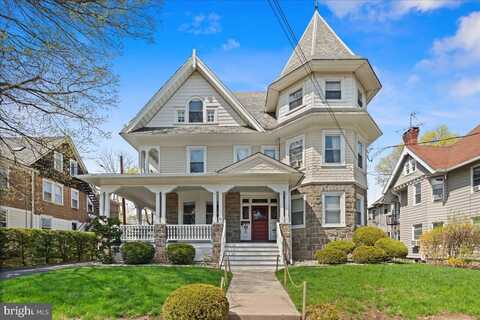 32 WIGGINS STREET, PRINCETON, NJ 08540