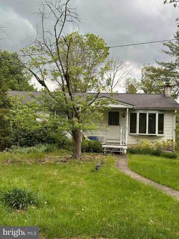 4 PERKIOMEN AVENUE, SCHWENKSVILLE, PA 19473