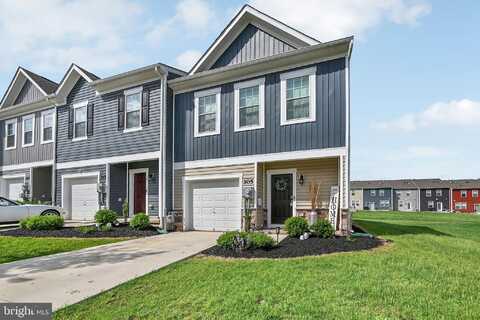 305 MAPLE RUN DRIVE, YORK, PA 17404