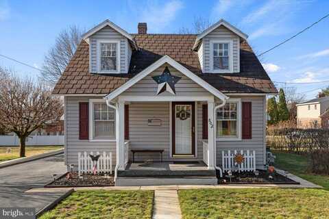 802 E 11TH AVENUE, YORK, PA 17402