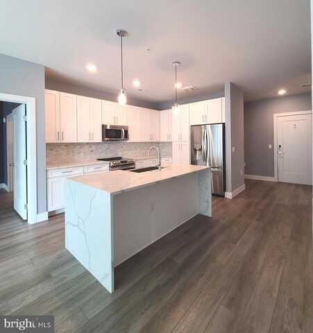 1761 OLD MEADOW ROAD, MCLEAN, VA 22102