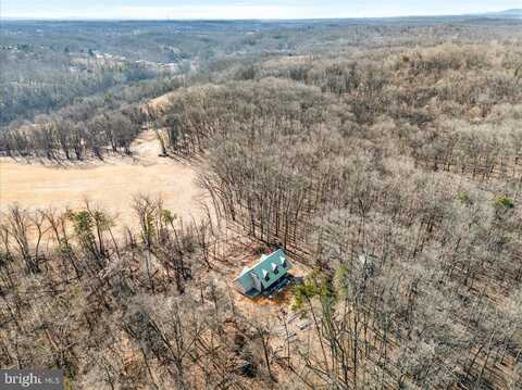 LORING COURT, FALLING WATERS, WV 25419