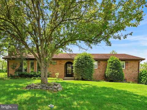 2 W ROSEBUD ROAD, MYERSTOWN, PA 17067