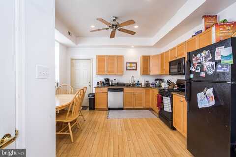 2460 EMERALD STREET, PHILADELPHIA, PA 19125