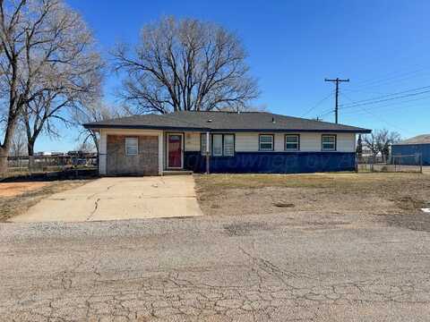1100 N MISSOURI Street, Shamrock, TX 79079