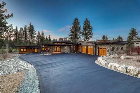 11627 Henness Road, Truckee, CA 96161