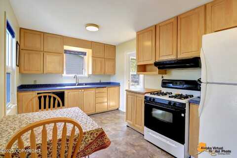 2451 Sprucewood Street, Anchorage, AK 99508