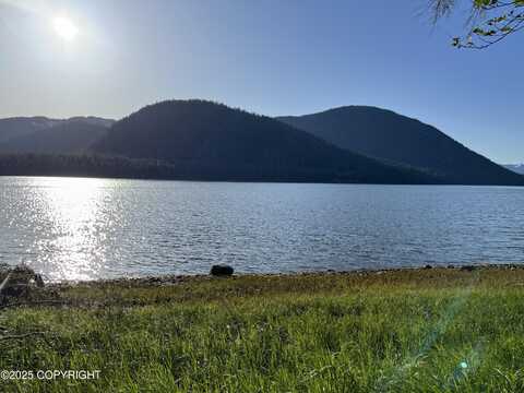 54 Blueberry Lane, Petersburg, AK 99833