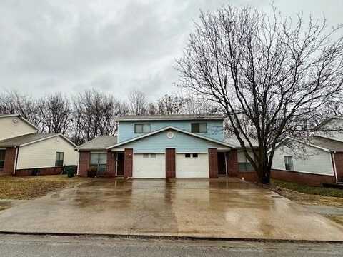 911 S Green Point TRACE, Fayetteville, AR 72704