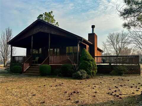 4721 Case RD, Charleston, AR 72933