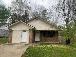 708 Shadow Drive, Russellville, AR 72802