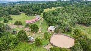 276 Bend Lane, Russellville, AR 72802