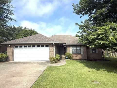 1108 S Phoenix, Russellville, AR 72801