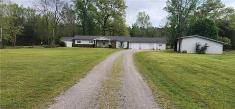 567 Broomfield Road, Dover, AR 72837