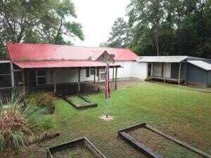 109 N Davis Avenue, Plainview, AR 72857