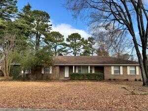 166 Dawn Circle, Russellville, AR 72802