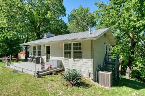 10 Crestwood DR, Eureka Springs, AR 72631