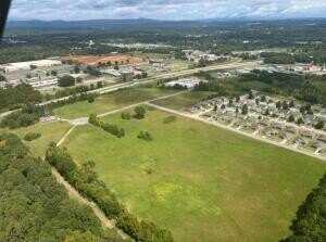 52 Freeway Lane, Clarksville, AR 72830
