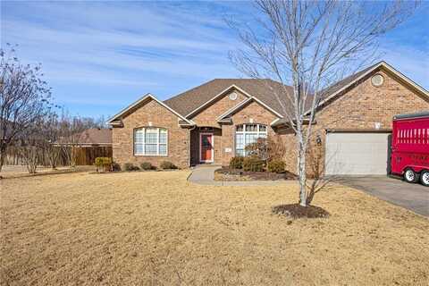 68 Larkspur Court, Russellville, AR 72802