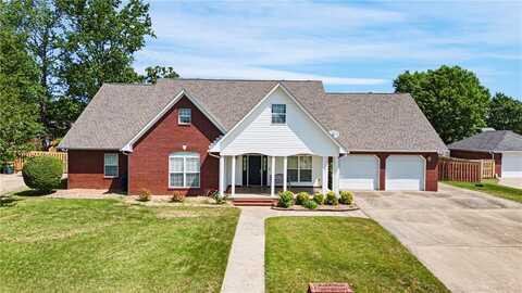 2314 W 7th ST, Russellville, AR 72801