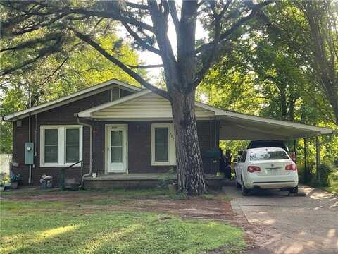 607 Carter ST, Clarksville, AR 72830