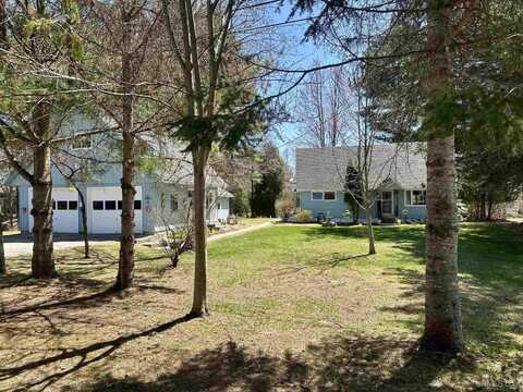 7629 W Rivers Bend, Manistique, MI 49854