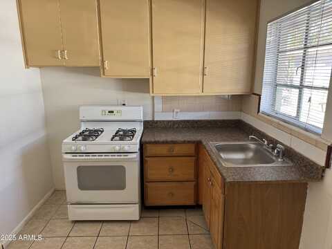 1411 W CLARENDON Avenue, Phoenix, AZ 85013